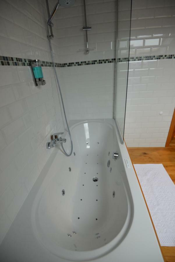 Martin- Pecheur Bed and Breakfast Court-Saint-Etienne Buitenkant foto